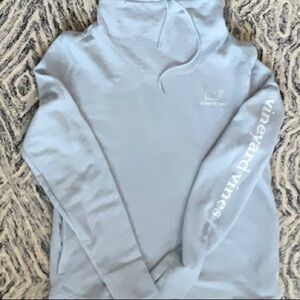 Women’s Vineyard Vines Sweatshirt Size XS.